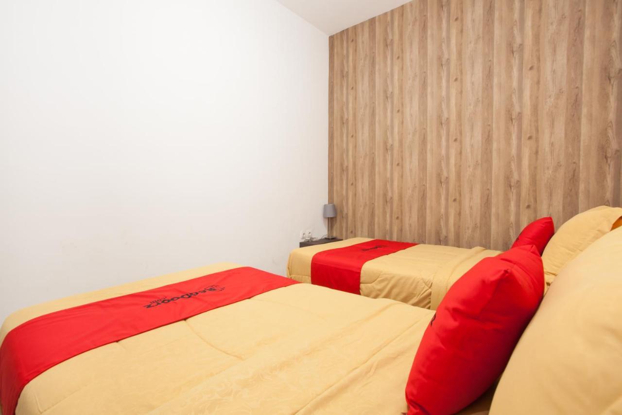Reddoorz Near Museum Angkut Batu Hotel Batu  Kültér fotó