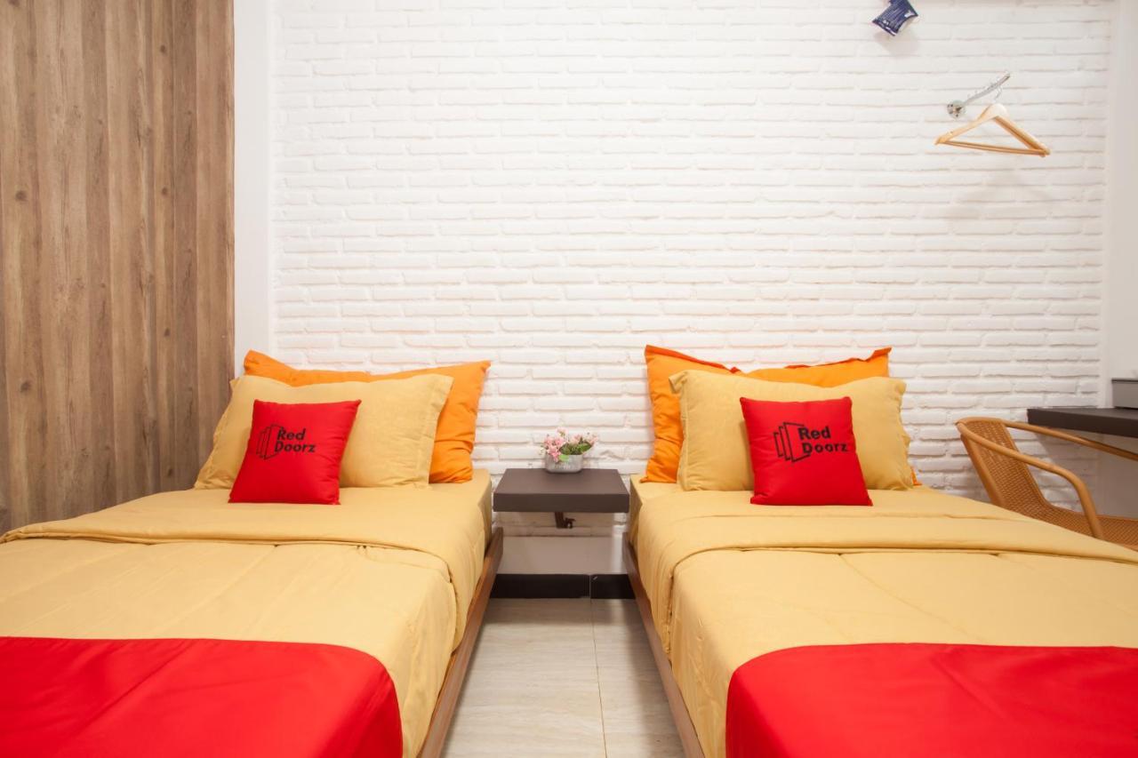 Reddoorz Near Museum Angkut Batu Hotel Batu  Kültér fotó