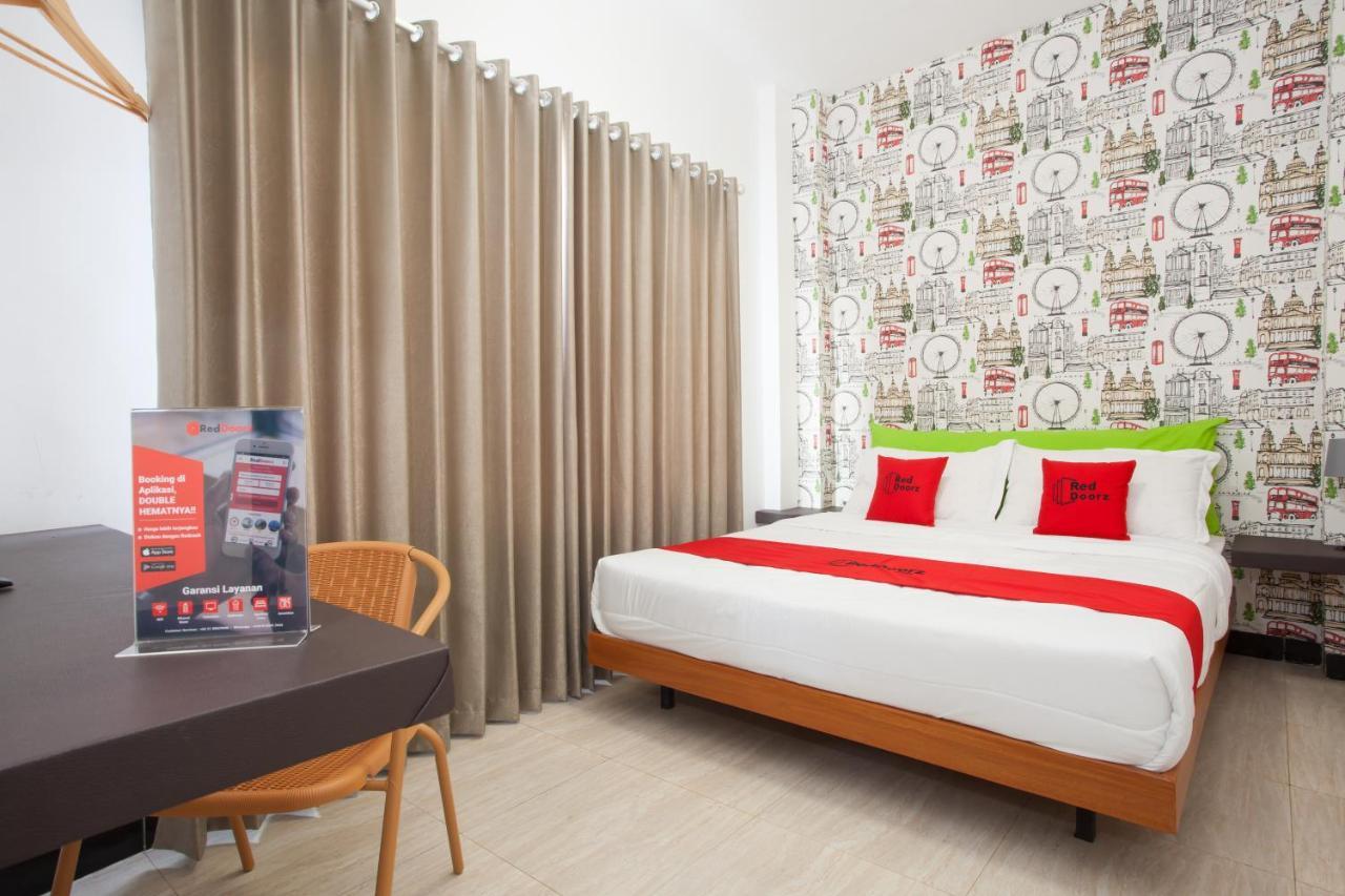 Reddoorz Near Museum Angkut Batu Hotel Batu  Kültér fotó