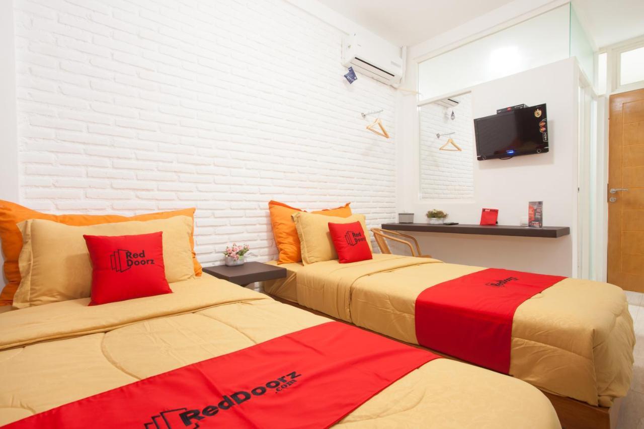 Reddoorz Near Museum Angkut Batu Hotel Batu  Kültér fotó