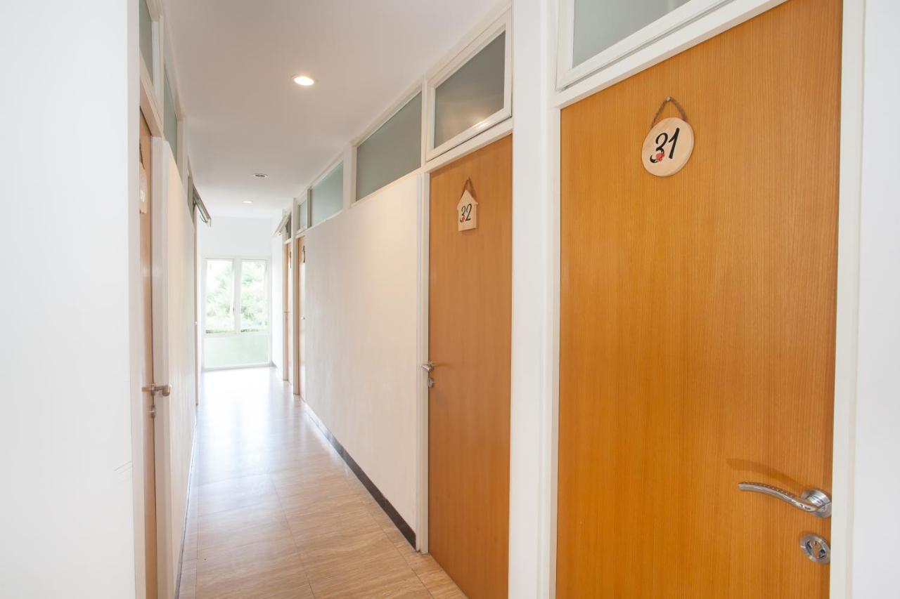 Reddoorz Near Museum Angkut Batu Hotel Batu  Kültér fotó